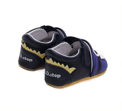 D.D.STEP KOCSICIPŐ "L"MÉRET BTH:13,6CM