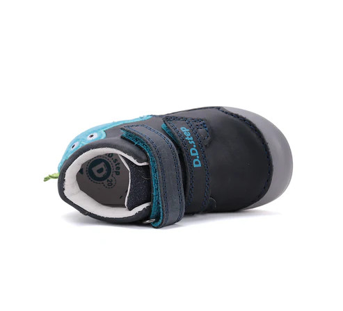 D.D.STEP FIÚ ZÁRT CIPŐ 20 KROKI