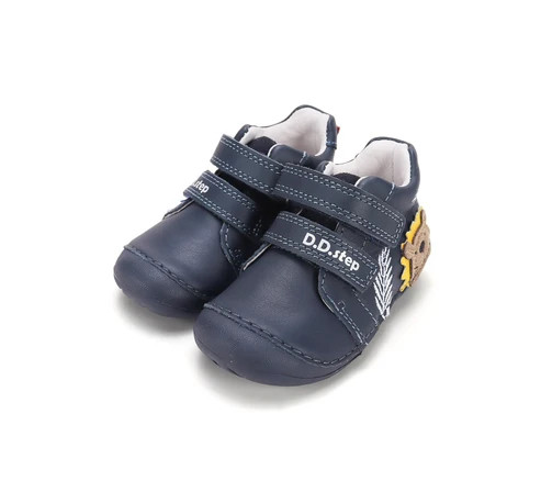 D.D.STEP FIÚ ZÁRT BOKACIPŐ 23 S.OROSZLÁN