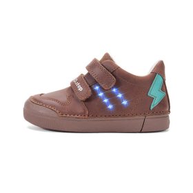 D.D.STEP FIÚ VILLOGÓ ZÁRT CIPŐ 30 BARNA