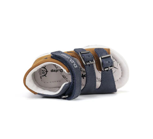 D.D.STEP FIÚ SZANDÁL 27 DINO