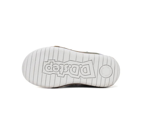 D.D.STEP FIÚ VILLOGÓ ZÁRT BOKACIPŐ 25