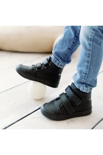 TD SHOES FIÚ VÍZÁLLÓ CIPŐ 20 FEKETE